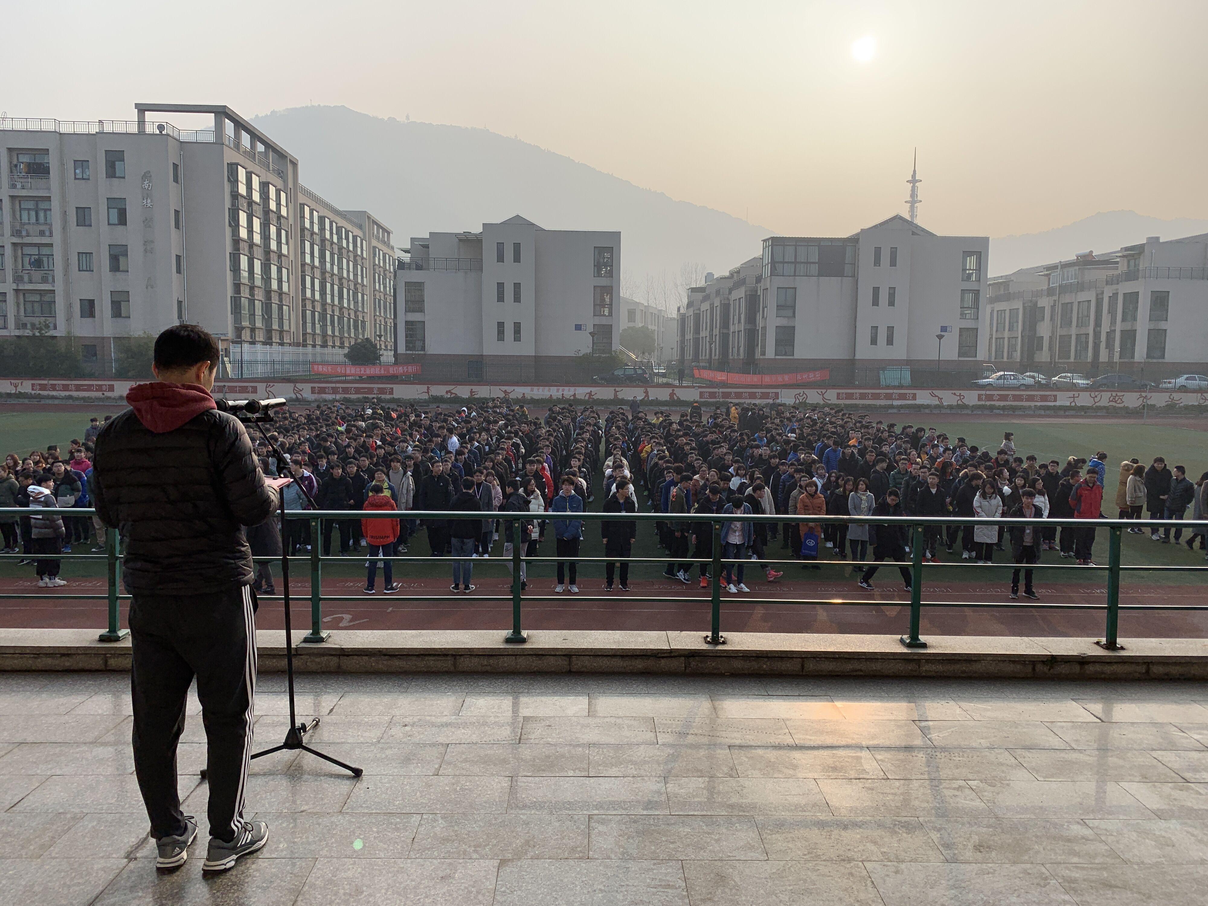 1551836223690094716.jpg 扫黑除恶2.jpg