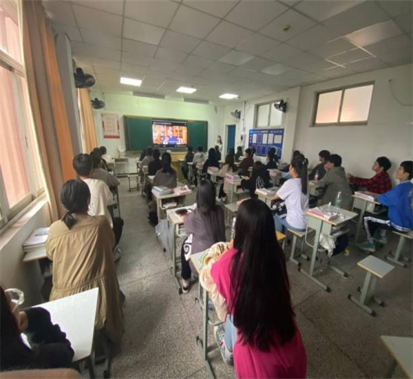 与心灵相约，与健康同行——学校举办 “3·25善爱我”心理健康教育系列活动