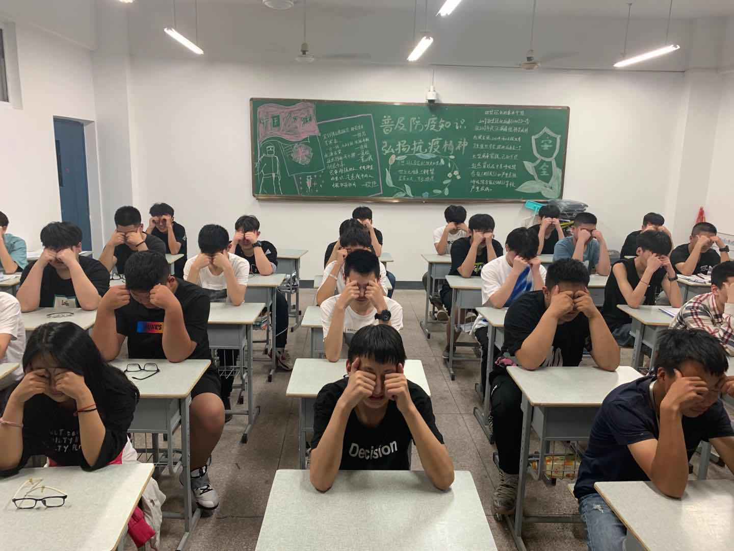 1591579651341074610.png 图片1.png