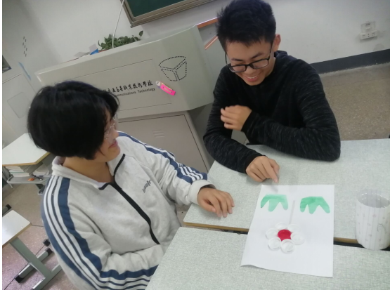 “变废为宝我行动”环保手工旧物改造DIY活动 绿色心环保社团