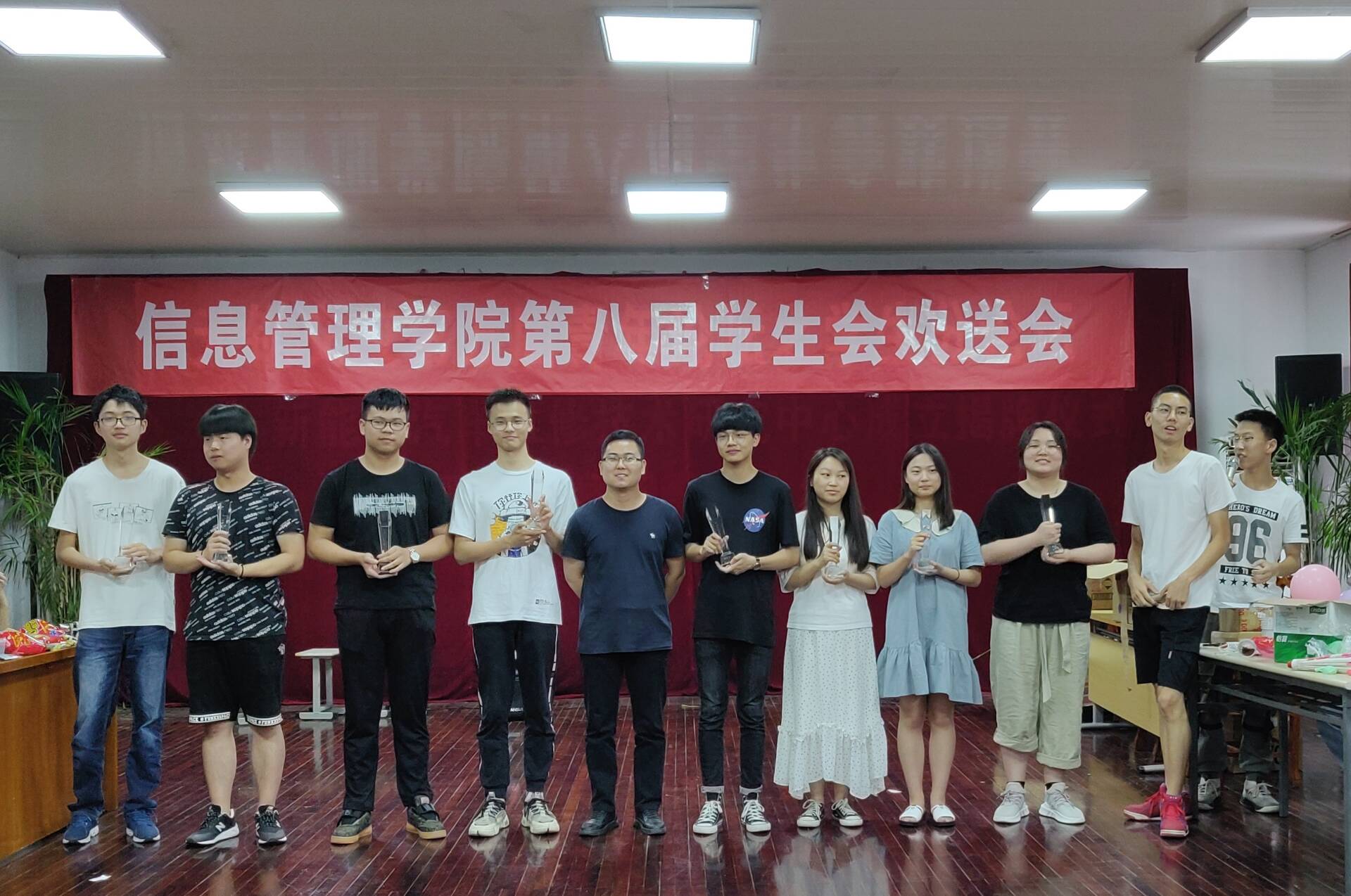 1561039134243066839.jpg 2.jpg